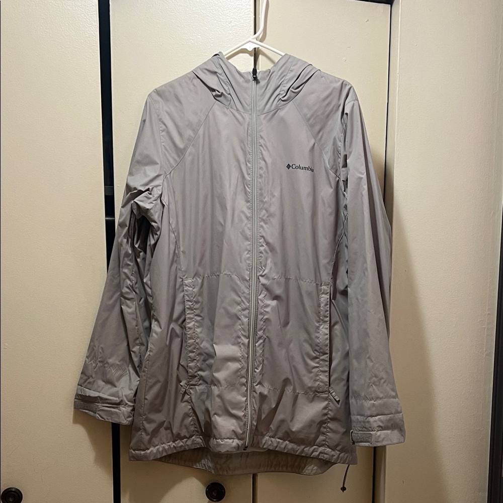 Columbia Light Gray Rain Jacket